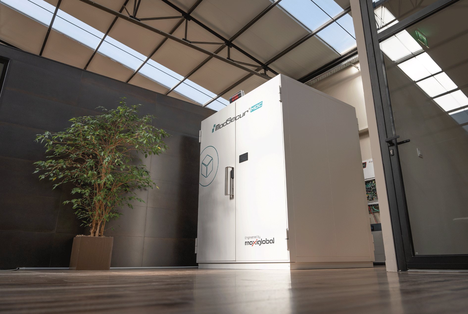 micro-data-center-maxiglobal